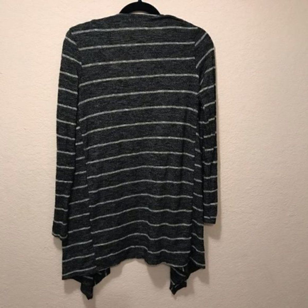 American Eagle Outfitters Cardigan - Picture 4 of 7